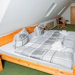 Waldhaus 3*
