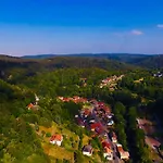Hotel Waldhaus 3*