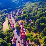 Hotel Waldhaus 3*