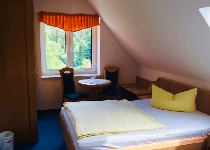 Szálloda Waldhaus 3*