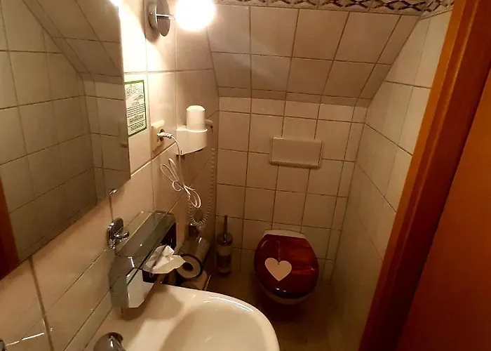 Waldhaus Szálloda 3*